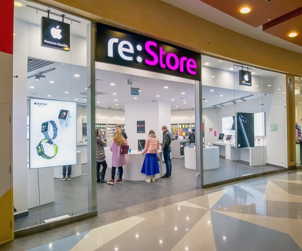 Магазин «re: Store» в ТРЦ «Аура»